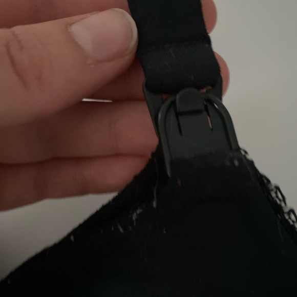 Three nursing bras 38d including motherhood brand - Picture 6 of 6